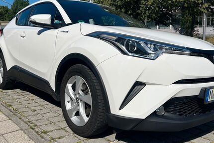 Toyota C-HR 125.215 km 17.500 &euro; München 81677