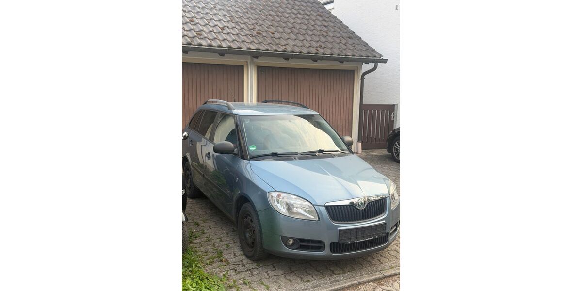 Skoda Fabia 181.000 km 1.999 &euro; Gilching 82205