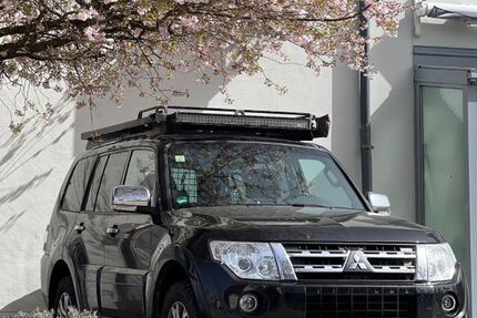 Mitsubishi Pajero 173.318 km 19.500 &euro; Gilching 82205