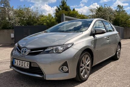 Toyota Auris 191.100 km 7.999 &euro; München 80807