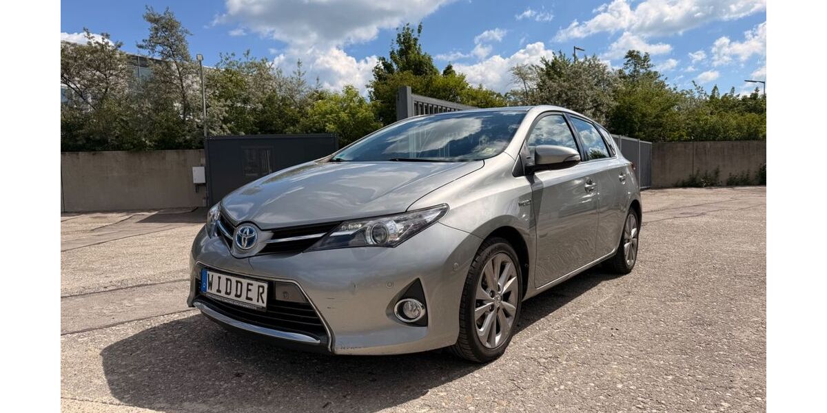 Toyota Auris 191.100 km 7.999 &euro; München 80807