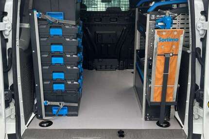 Ford Transit Connect 84.617 km 16.790 &euro; München 81825