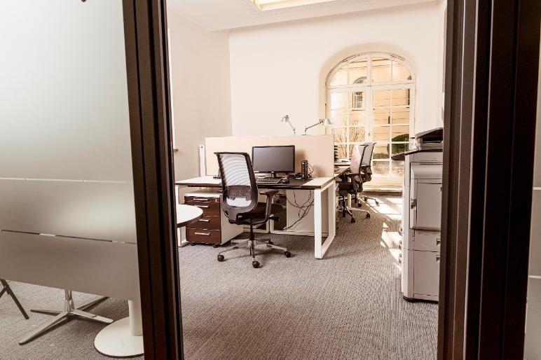 Coworking Space in denkmalgeschützem Gebäude - All-in-Miete zimmer