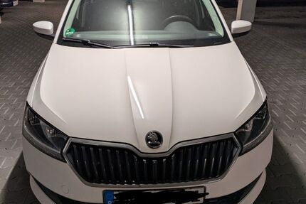 Skoda Fabia 109.000 km 9.700 &euro; München 81379