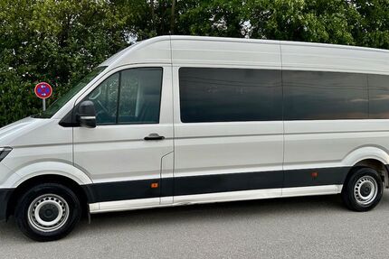 VW Crafter 171.000 km 27.980 &euro; München 81827