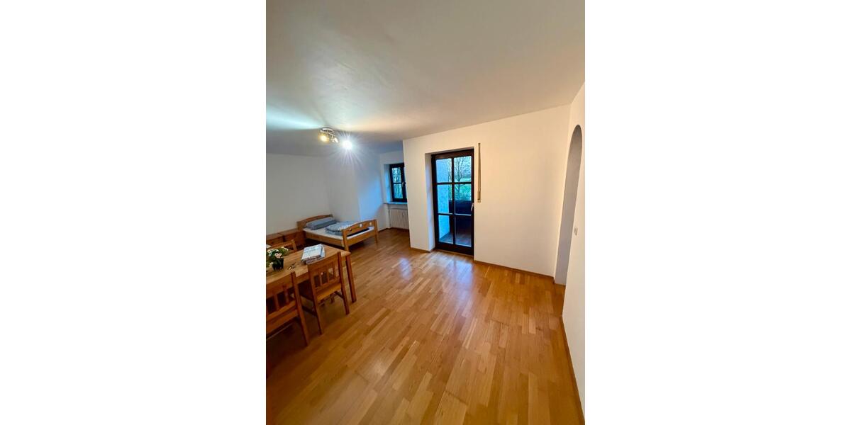 Etagenwohnung Neufahrn bei Freising Mintraching-Grüneck - 2 Zimmer, 52 m&sup2;, 550&euro; | Angebot:26133088