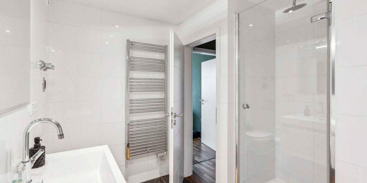 Ruhige 4 Zimmer Designerwohnung mit Balkon und Blick ins Grüne! 4 zimmer