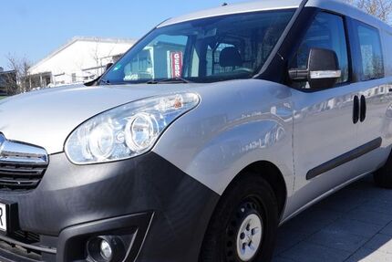 Opel Combo 98.000 km 8.950 &euro; Fürstenfeldbruck 82256