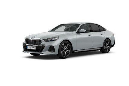 BMW 520 1.543 km 60.990 &euro; München 81827