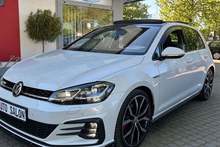 VW Golf 136.500 km 19.990 &euro; Fürstenfeldbruck 82256