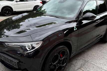 Alfa Romeo Stelvio 29.000 km 49.980 &euro; München 81827