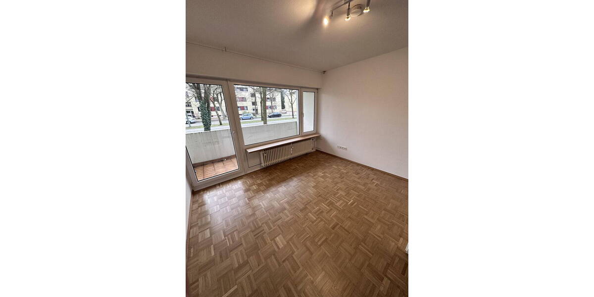 Etagenwohnung München Thalk.Obersendl.-Forsten-Fürstenr.-Solln - 5 Zimmer, 125 m&sup2;, 2.300&euro; | Angebot:26791679