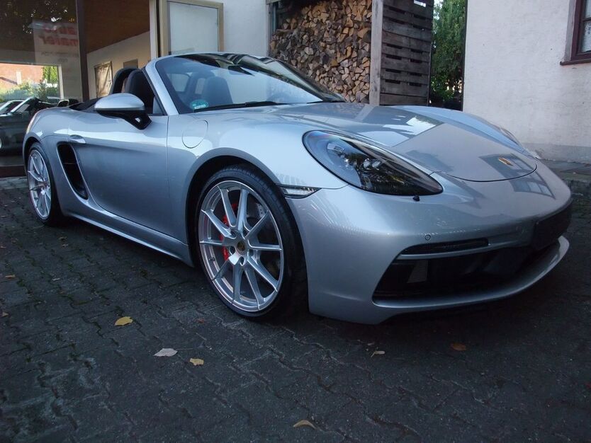 Porsche Boxster 37.984 km 89.900 € Hohenlinden 85664