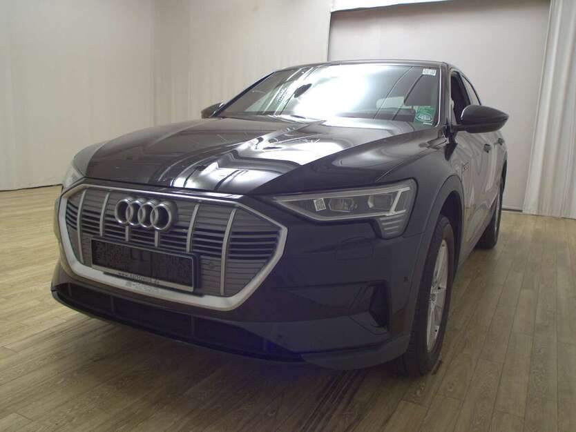 Audi e-tron 95.365 km 25.280 € Grünwald 82031