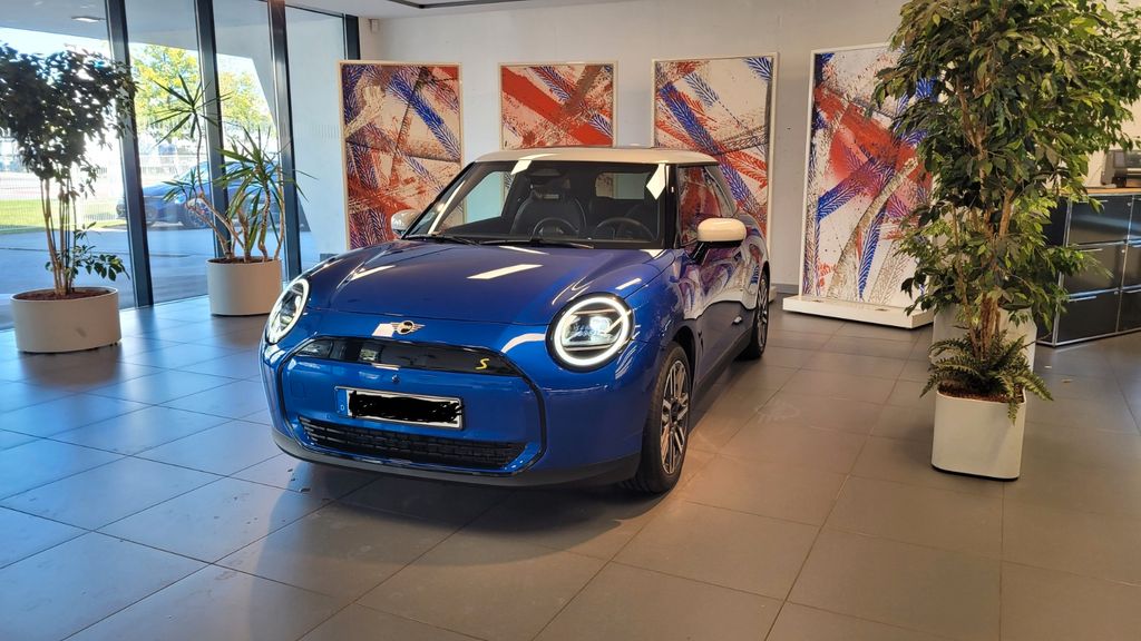 Mini Cooper SE 4.850 km 34.900 &euro; Markt Indersdorf 85229