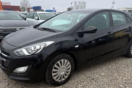 Hyundai i30 215.000 km 4.999 &euro; München 81829