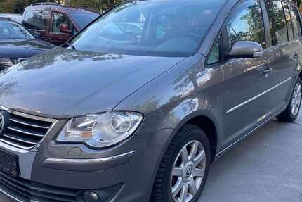 VW Touran 225.000 km 1.999 € München 80809