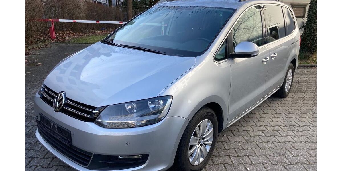 VW Sharan 255.000 km 6.999 &euro; München 81241