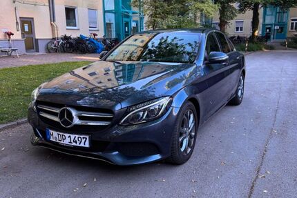 Mercedes-Benz C 250 166.000 km 17.400 &euro; München 81673