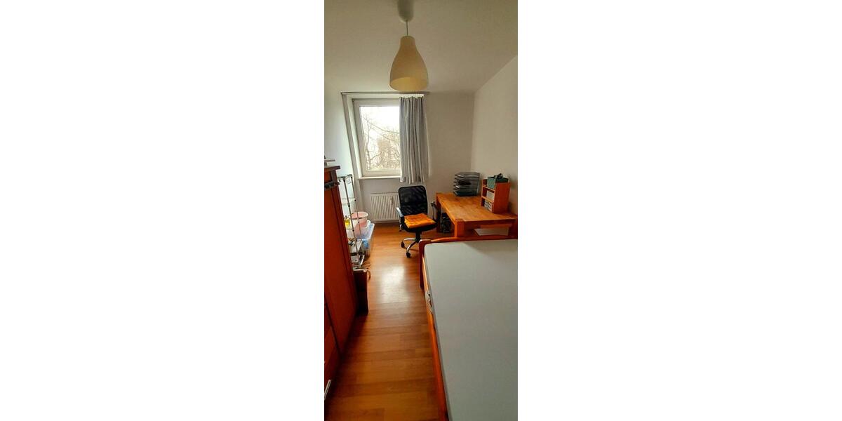 Möbliertes Zimmer in WG für ein Jahr 1 zimmer