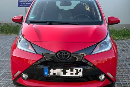 Toyota Aygo (X) 77.104 km 5.700 &euro; München 81241