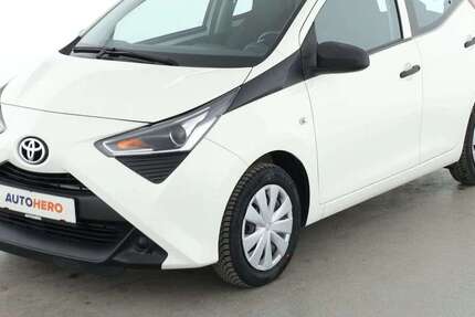 Toyota Aygo 26.608 km 9.490 € Neufahrn 85375