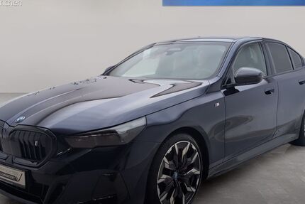 BMW i5 21.637 km 67.810 € München 80939