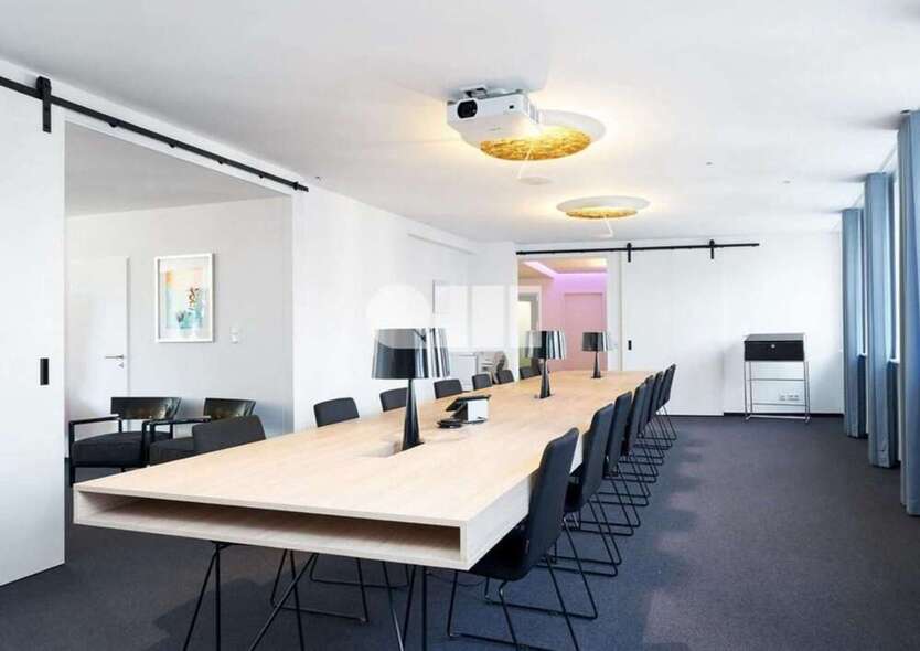 Büro in München 13.000 € 180 m²