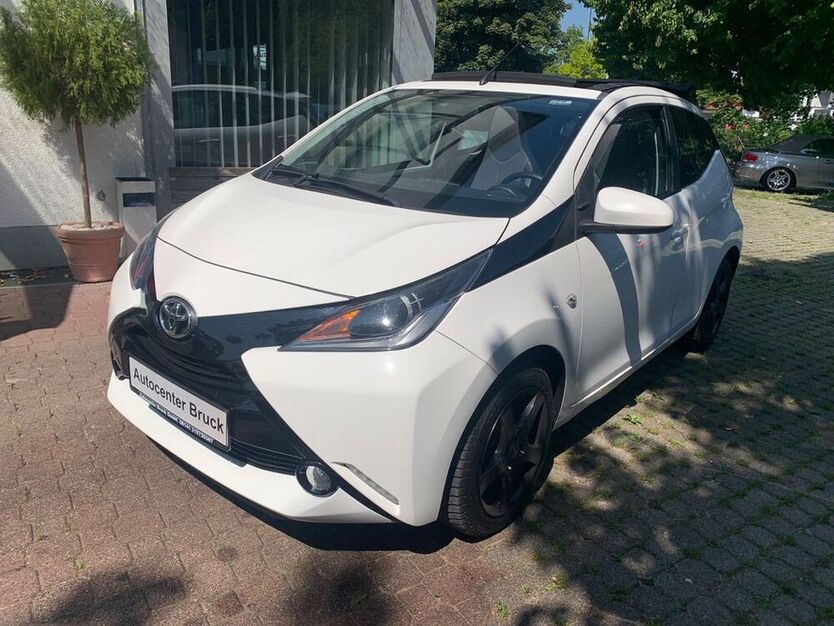 Aygo (X)
