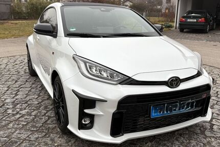 Toyota Yaris 46.000 km 32.600 &euro; München 80802
