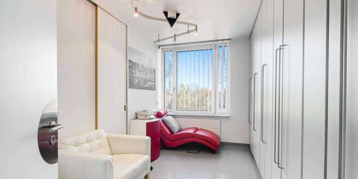 Gewerbeobjekt München Neuhausen-Nymphenburg - 6 Zimmer, 127 m&sup2;, 1.198.000&euro; | Angebot:26188319