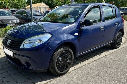 Dacia Sandero 144.500 km 770 &euro; München 81827