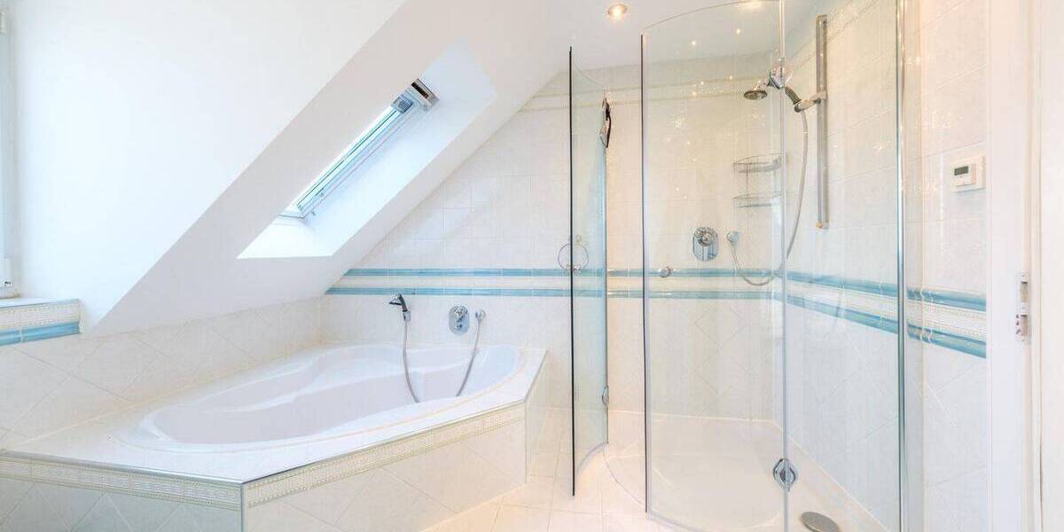 Doppelhaushälfte München Aubing-Lochhausen-Langwied - 5 Zimmer, 211 m&sup2;, 2.950&euro; | Angebot:26833662