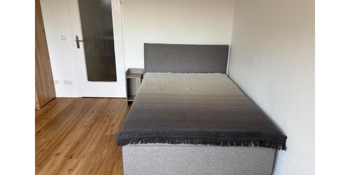Etagenwohnung München Thalkirchen-Obersendling-Forstenried-Fürstenried-S - 1 Zimmer, 26 m&sup2;, 950&euro; | Angebot:25637784