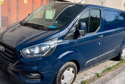 Ford Transit Custom 370.676 km 7.366 &euro; München 81929