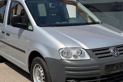 VW Caddy 67.800 km 6.990 &euro; Eichenau 82223