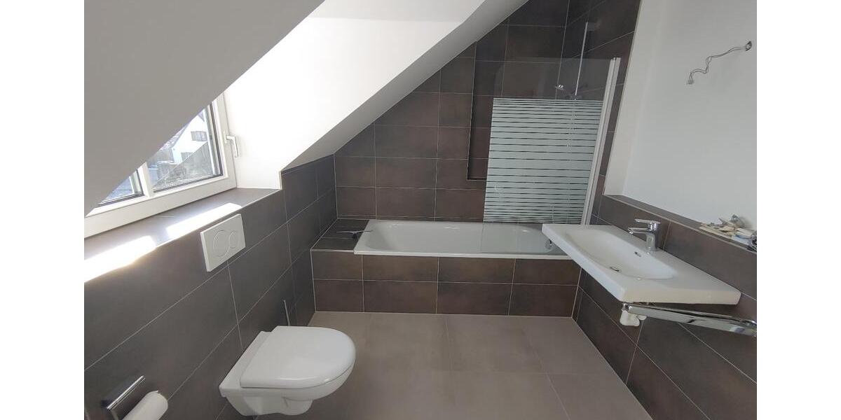 Dachgeschoßwohnung München Aubing-Lochhausen-Langwied - 3 Zimmer, 72 m&sup2;, 625.000&euro; | Angebot:26121941