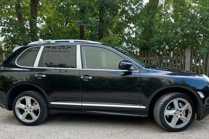 Porsche Cayenne 296.700 km 5.800 &euro; München 81737