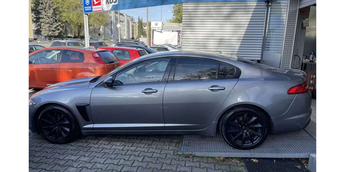 Jaguar XF 265.000 km 9.000 &euro; München, Landeshauptstadt 81549