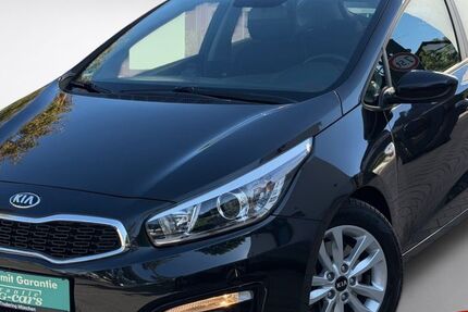 Kia ceed / Ceed 26.540 km 9.990 &euro; München 81825