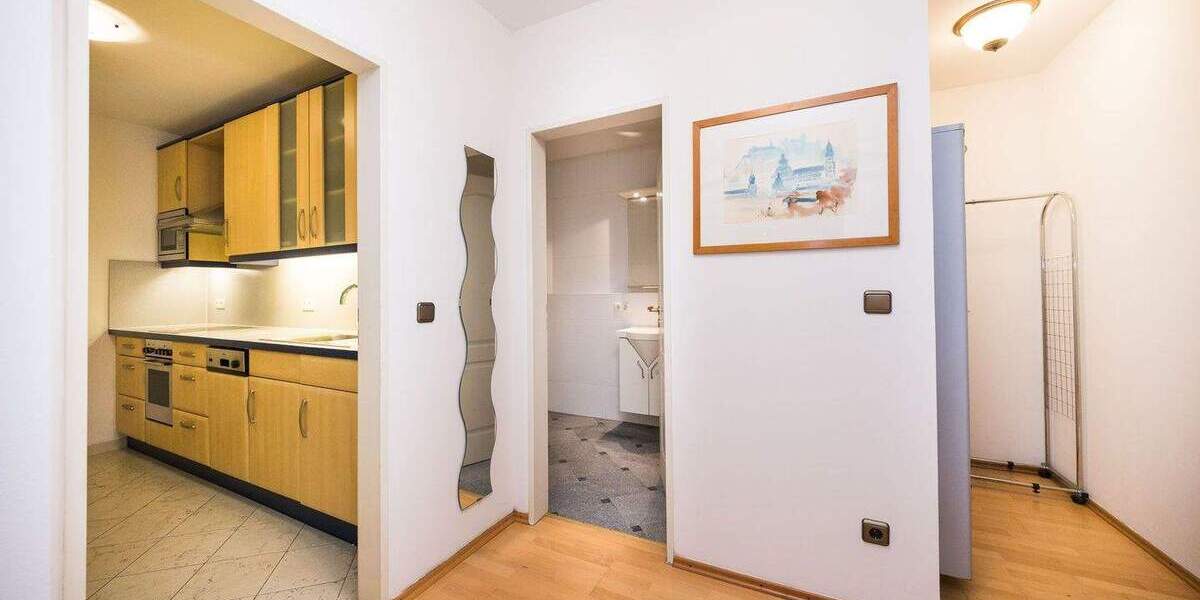 Zentral & ruhig im Grünen nahe BMW und U-Bahn - Apartment mit Balkon, Duplexstpl. & separater Küche 1 zimmer