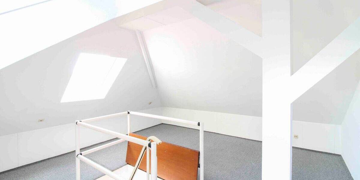 Einfamilienhaus München Aubing-Lochhausen-Langwied - 7 Zimmer, 181 m&sup2;, 1.090.000&euro; | Angebot:25970288