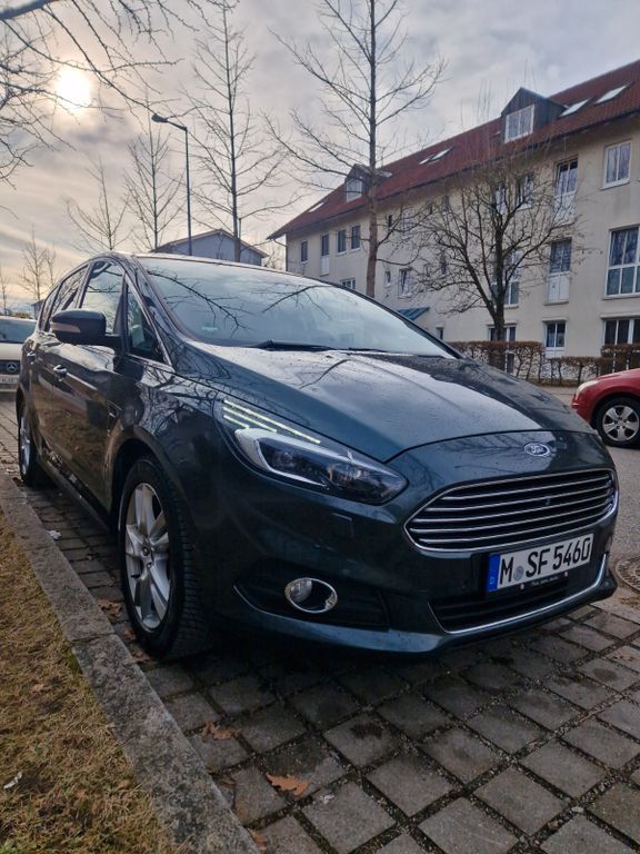Ford S-Max 160.200 km 14.999 € München 80997