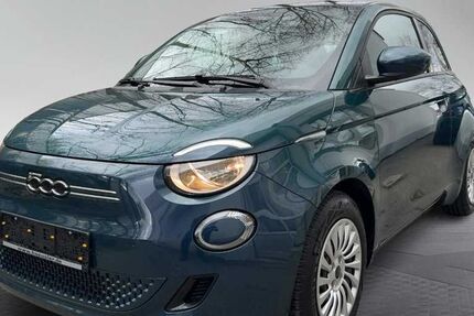 Fiat 500 21.900 km 19.490 &euro; München 81249