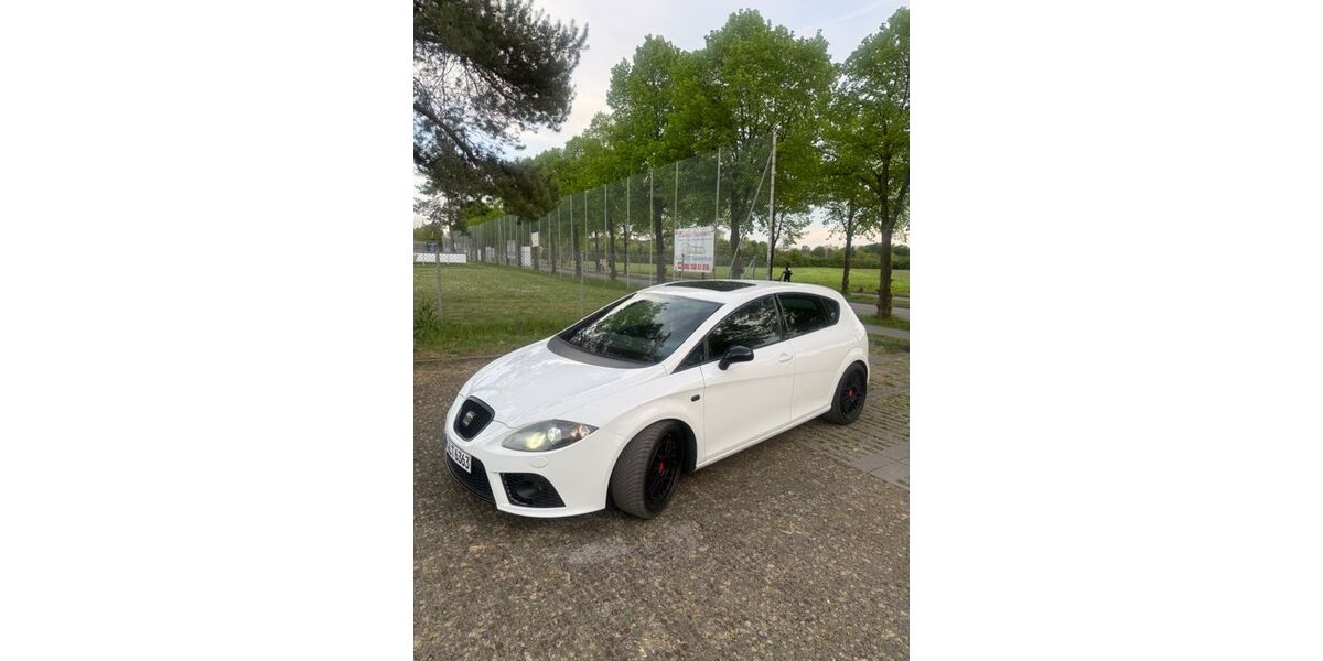 Seat Leon 150.000 km 9.900 &euro; München 80933