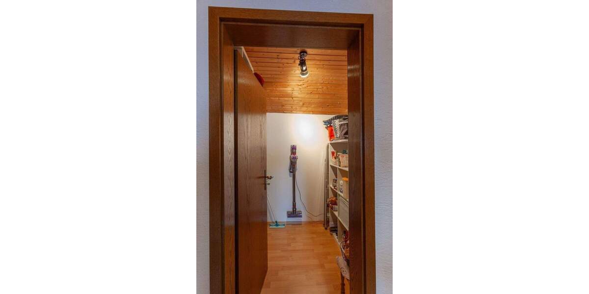 Einfamilienhaus Gröbenzell - 1 Zimmer, 240 m&sup2;, 1.210.000&euro; | Angebot:25781094