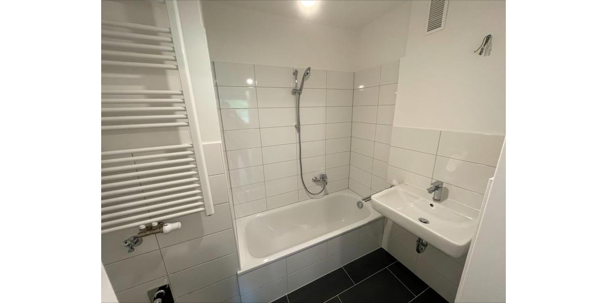 Erdgeschoßwohnung München Pasing-Obermenzing - 2.5 Zimmer, 72 m&sup2;, 1.303&euro; | Angebot:26003980