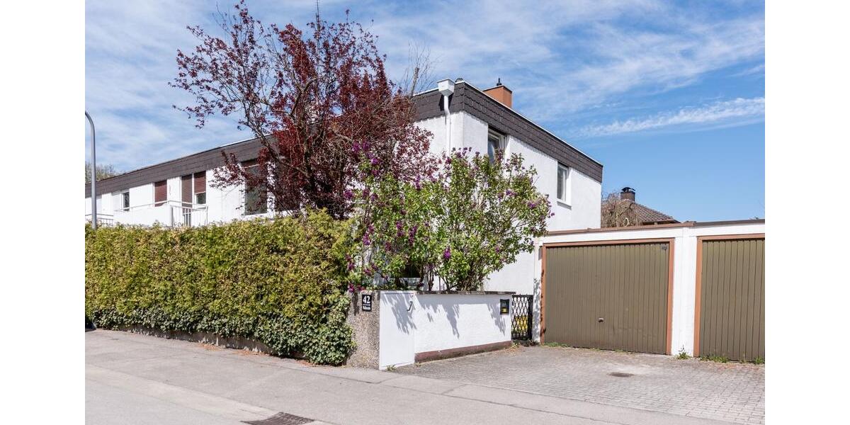 Reihenhaus München Sendling-Westpark - 3.5 Zimmer, 150 m&sup2;, 2.950&euro; | Angebot:26399725