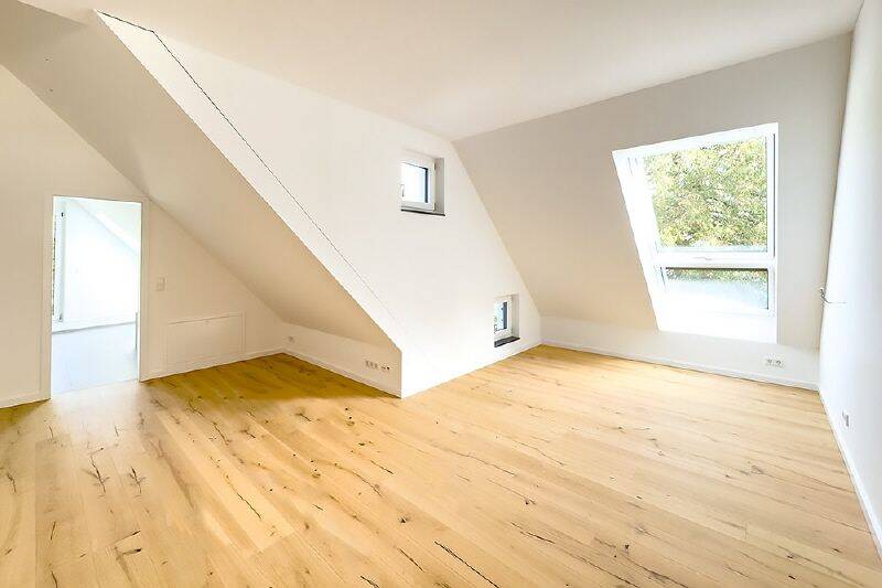 Etagenwohnung München Thalk.Obersendl.-Forsten-Fürstenr.-Solln - 5 Zimmer, 139 m&sup2;, 3.990&euro; | Angebot:26908586