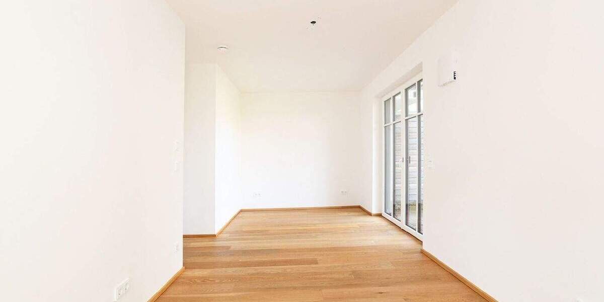 Etagenwohnung München Thalk.Obersendl.-Forsten-Fürstenr.-Solln - 3 Zimmer, 97 m&sup2;, 2.250&euro; | Angebot:25895961